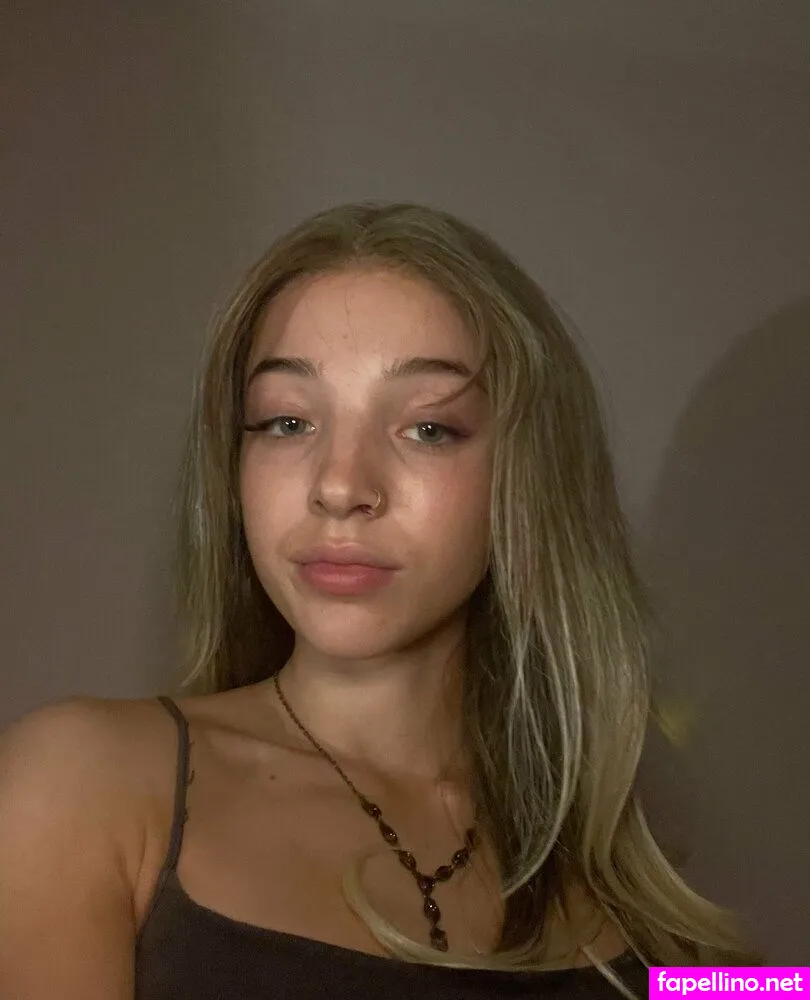 anniedaviss, trashyanniemusic Nude Leaked OnlyFans Photo #huM4HNBUcZ