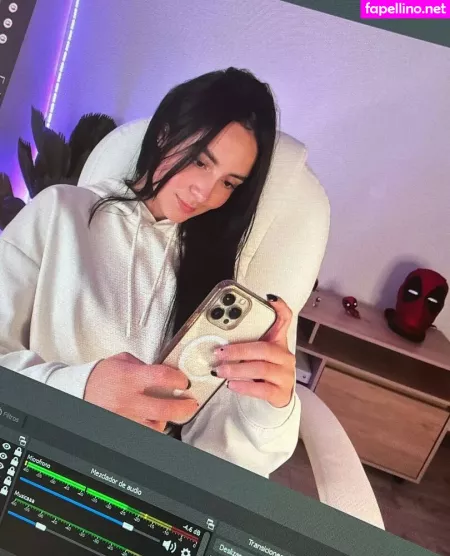 Annie Dreams OnlyFans Thumbnail #IplWrxMZiw