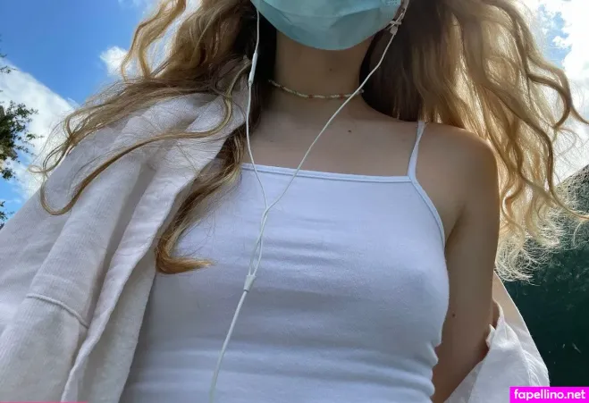 Annie Frequentpuker OnlyFans Thumbnail #4W7ijlLMxu