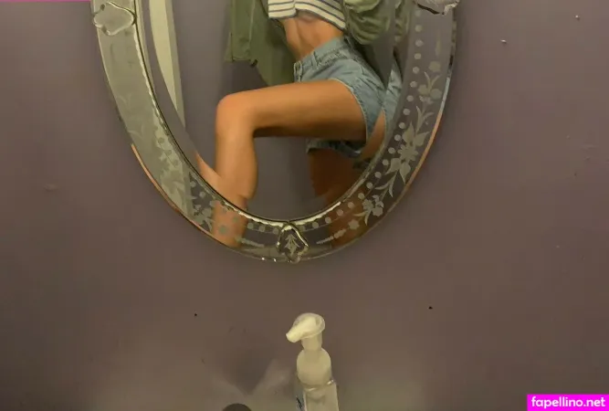 Annie Frequentpuker OnlyFans Thumbnail #BFY8QOau6X