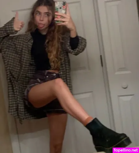 Annie Frequentpuker OnlyFans Thumbnail #KvRQNGjwQ4