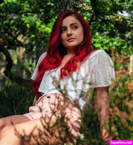 Annie Fuchsia Main Profile Photo