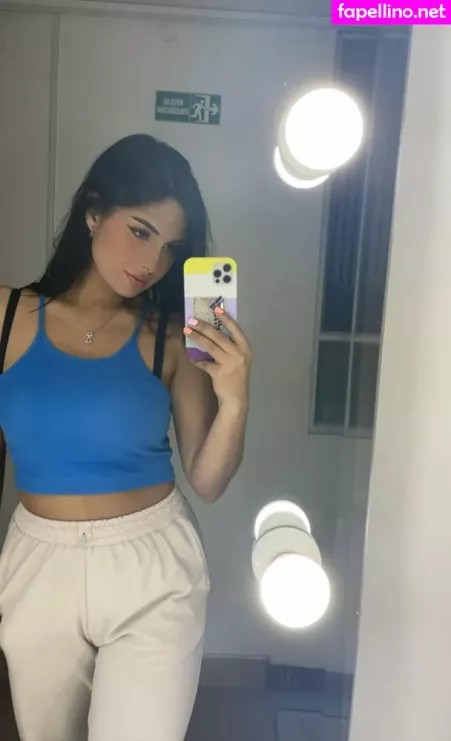 Annie Guzman OnlyFans Thumbnail #eDJZo1e75u