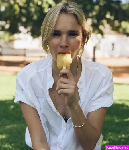 Annie Hoffmann OnlyFans Thumbnail #3lbUwdeqgP