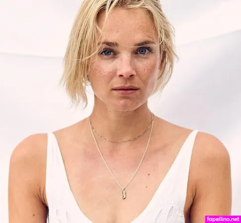 Annie Hoffmann OnlyFans Thumbnail #6obqE1BMC0