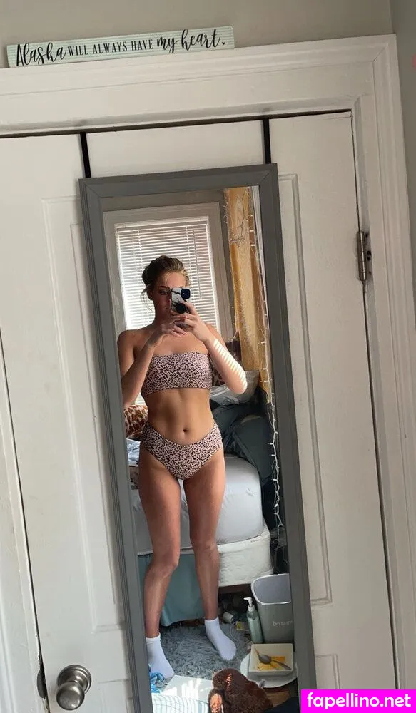 annie_holesinger Nude Leaked OnlyFans Photo #0evziGAMkt