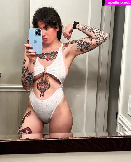 Annie Jay OnlyFans Thumbnail #DhKQKCmS81