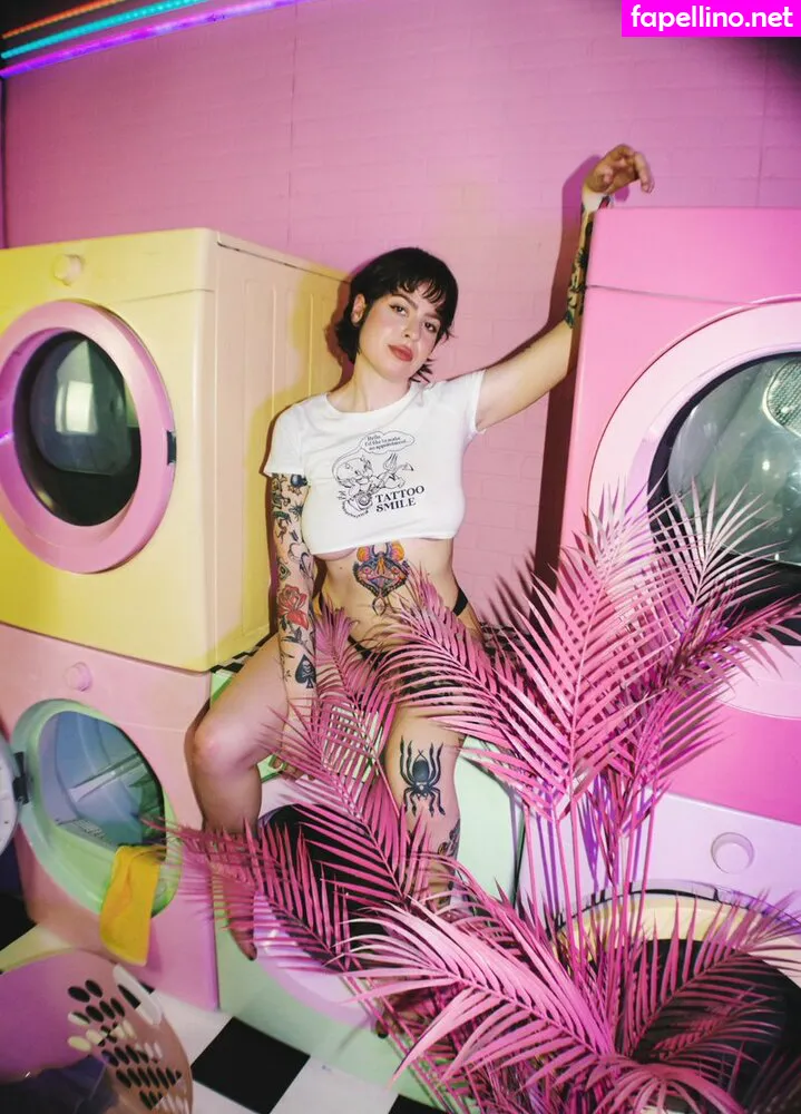 anniejay, anniejaylin, anniejaytweets Nude Leaked OnlyFans Photo #U83o4srBmt