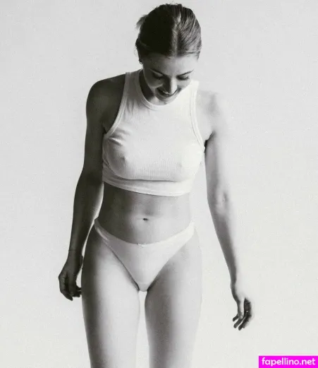 Annie Kate Knowles OnlyFans Thumbnail #XnLK5XR9YE