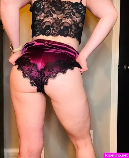 Annie Kundis OnlyFans Thumbnail #I0KRmBM5zG
