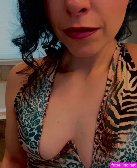 Annie Kundis OnlyFans Thumbnail #snPBpSMjkc
