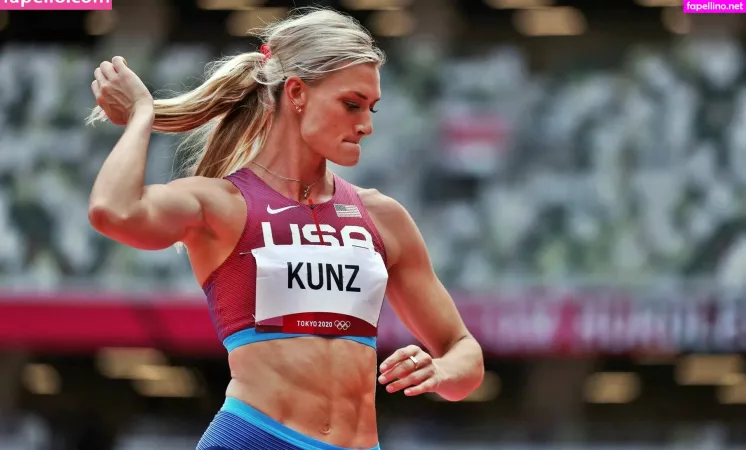 Annie Kunz OnlyFans Thumbnail #9qOtAA8Uzg
