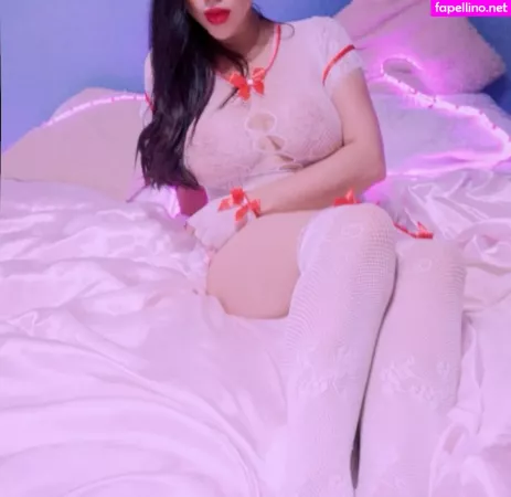 Annie Luminoso OnlyFans Thumbnail #7iH2aFZKJA