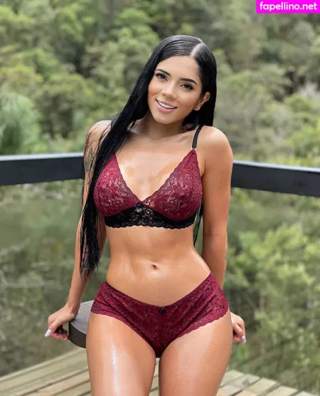 Annie Lust OnlyFans Thumbnail #FdwR4f7weE