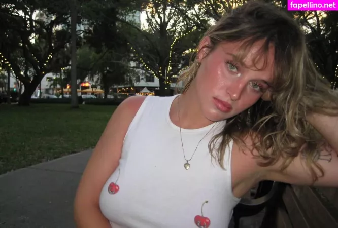 Annie Marie Sauve OnlyFans Thumbnail #LAxeeYtEIM