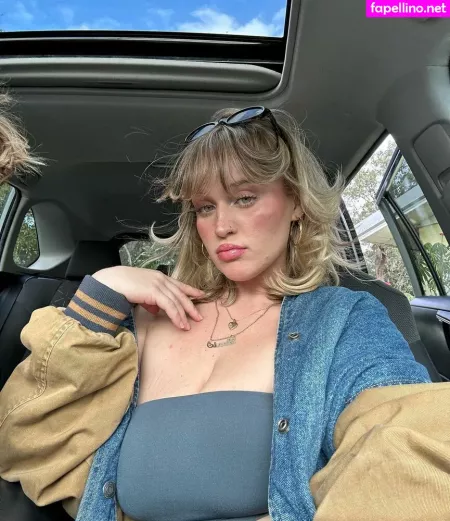 Annie Marie Sauve OnlyFans Thumbnail #y4RoGE0U8J
