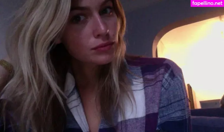 Annie Mcginty OnlyFans Thumbnail #9qlXZJHrbY