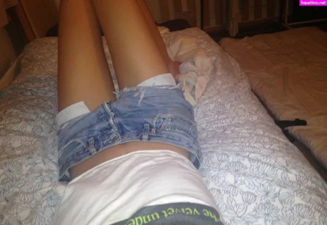 Annie Mcginty OnlyFans Thumbnail #yG5gcCBCOb