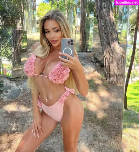 Annie Metusheva OnlyFans Thumbnail #CzSAcQmMpK