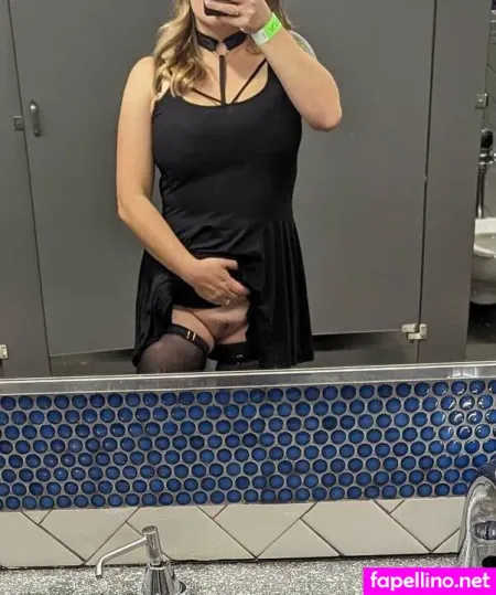 Annie Mick OnlyFans Thumbnail #wY3RWVtqZj