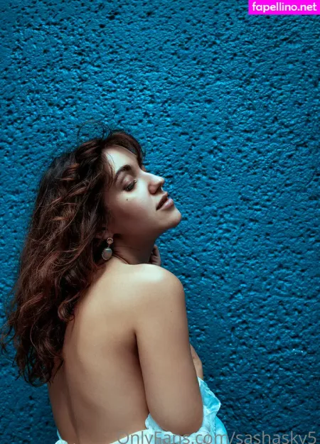 Annie Opium OnlyFans Thumbnail #9KgLp5A7WE