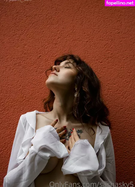 Annie Opium OnlyFans Thumbnail #Bga13xd4nw