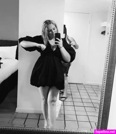 Annie Ruth Burchett OnlyFans Thumbnail #1p59wJB89e