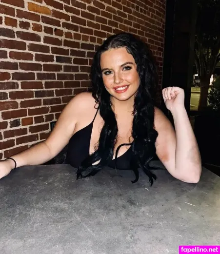 Annie Ruth Burchett OnlyFans Thumbnail #cxkq8ugC4e