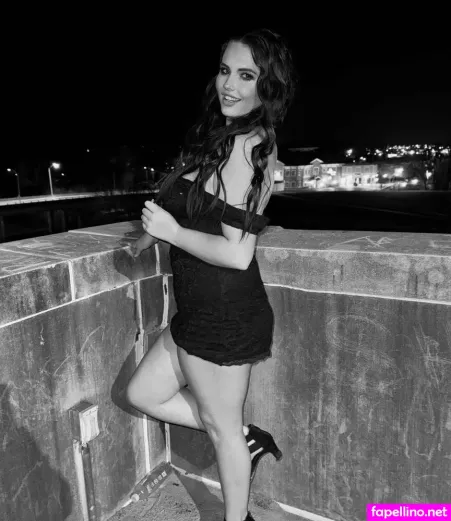Annie Ruth Burchett OnlyFans Thumbnail #hNoWhOUu0L