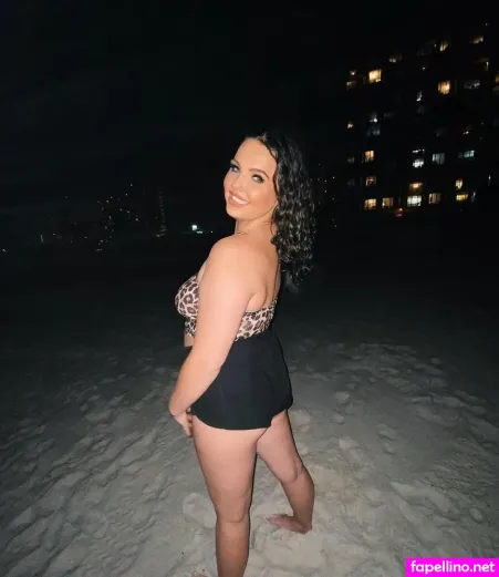 Annie Ruth Burchett OnlyFans Thumbnail #k20K7w02I3