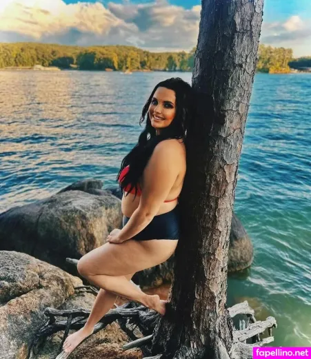 Annie Ruth Burchett OnlyFans Thumbnail #sv37c16bDB