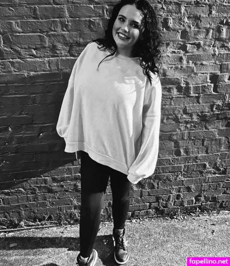 Annie Ruth Burchett OnlyFans Thumbnail #tMA1tXNdl8