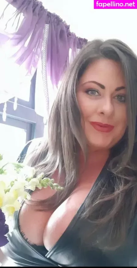 Annie OnlyFans Thumbnail #92k0jMlRYm