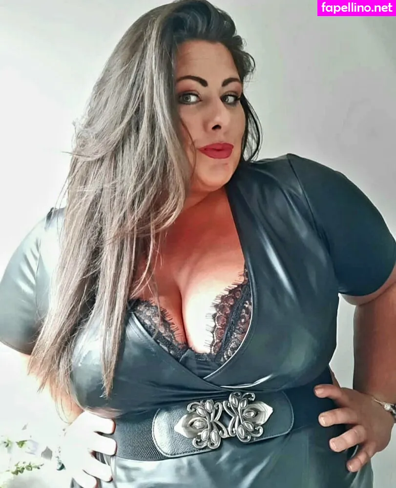anniesgarage, curvy_mumma_fashion Nude Leaked OnlyFans Photo #Aas3U5cfEs