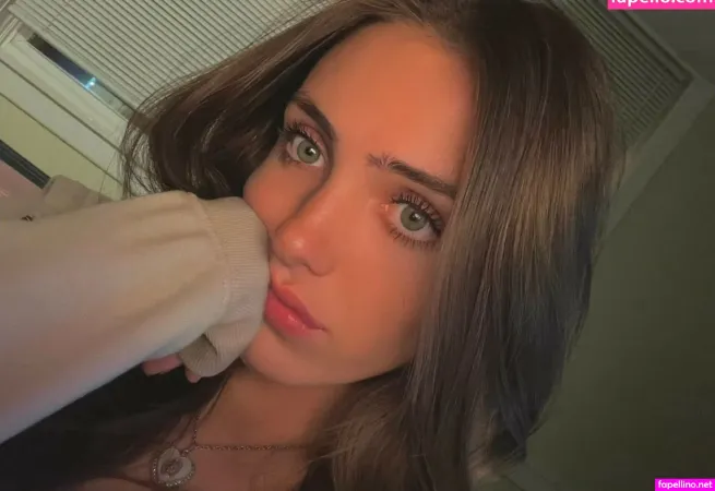 Annie0skywalker OnlyFans Thumbnail #ibp3FL7m1C