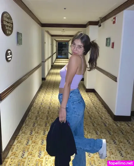 Annie24 Evans Main Profile Photo