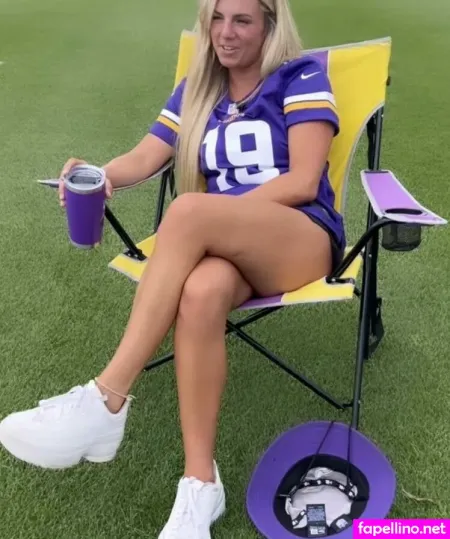 Annieagar OnlyFans Thumbnail #QJayB0fJnn