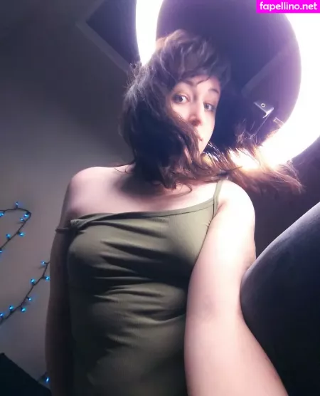 Anniebrokely OnlyFans Thumbnail #HsIN3P73TC