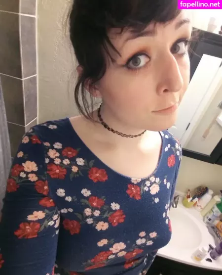 Anniebrokely OnlyFans Thumbnail #OhRkncLbcm