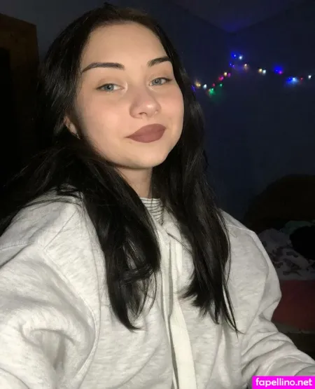 Anniecatyy OnlyFans Thumbnail #oAcreY5sKk