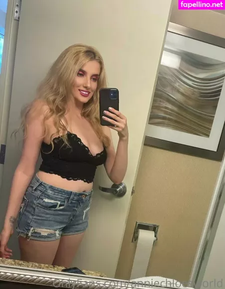 Anniechloesworld OnlyFans Thumbnail #qyTPQgSo13