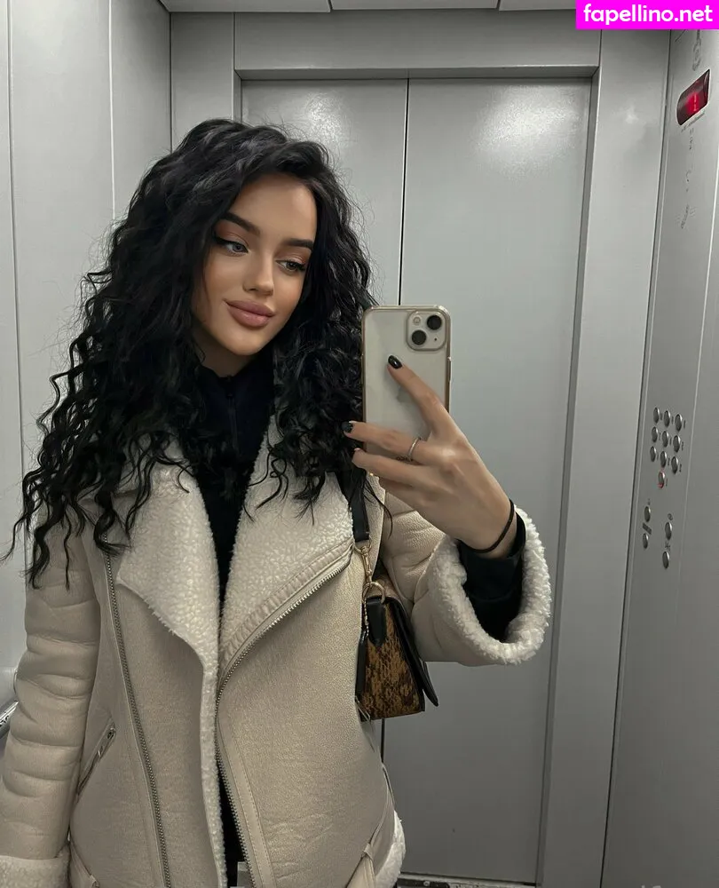 anniediamondfree, she_is_anniediamond Nude Leaked OnlyFans Photo #LRz2ICucJg