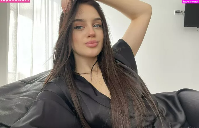 Anniediamondfree OnlyFans Thumbnail #Myuk7fTKrR