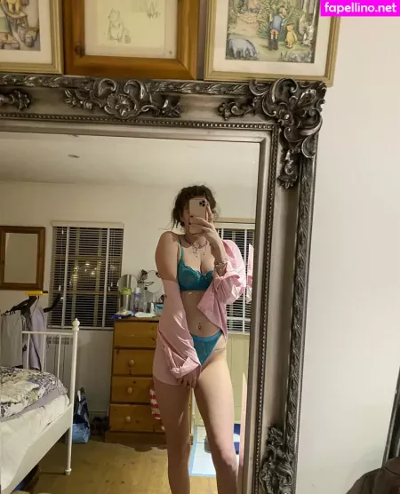 Annieecharlottefree OnlyFans Thumbnail #6GrsGL9nxe