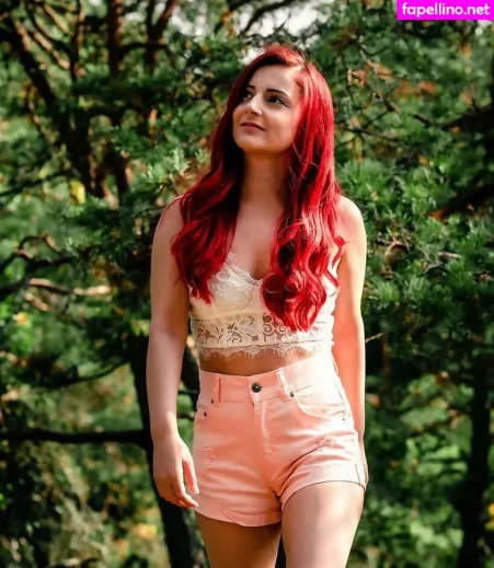 Anniefuchsia OnlyFans Thumbnail #6GhliIafGE