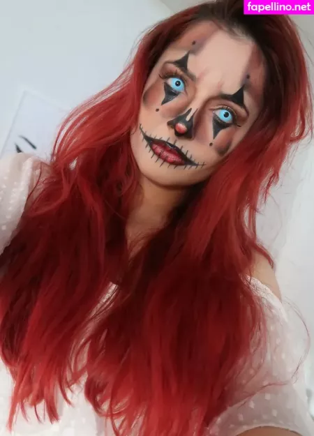 Anniefuchsia OnlyFans Thumbnail #gHJnEgDtXt