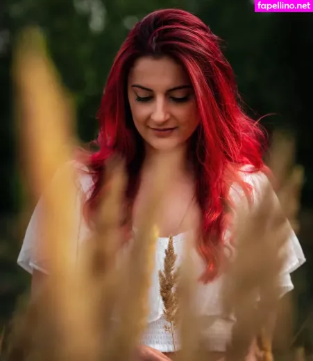 Anniefuchsia OnlyFans Thumbnail #kTGtntK5ko