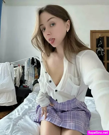Anniemelody OnlyFans Thumbnail #XxWB3xbOwT