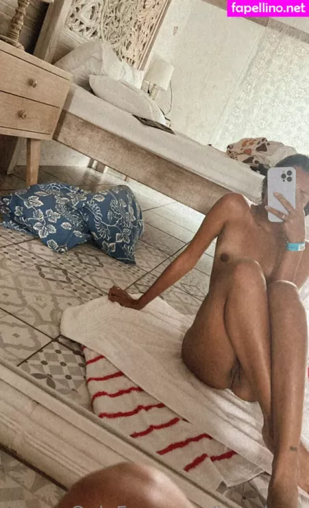 Anniequeeen OnlyFans Thumbnail #IeHJNwG7wj