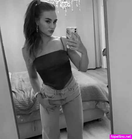 Annieschka Fit OnlyFans Thumbnail #5xuXaoa4Do